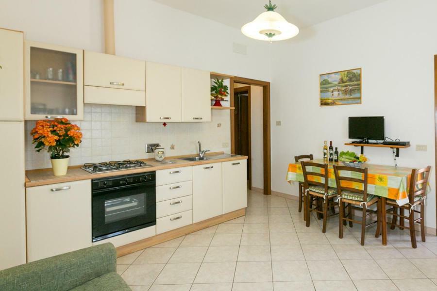 קסטלינה מריטימה Agriturismo Case Nuove מראה חיצוני תמונה